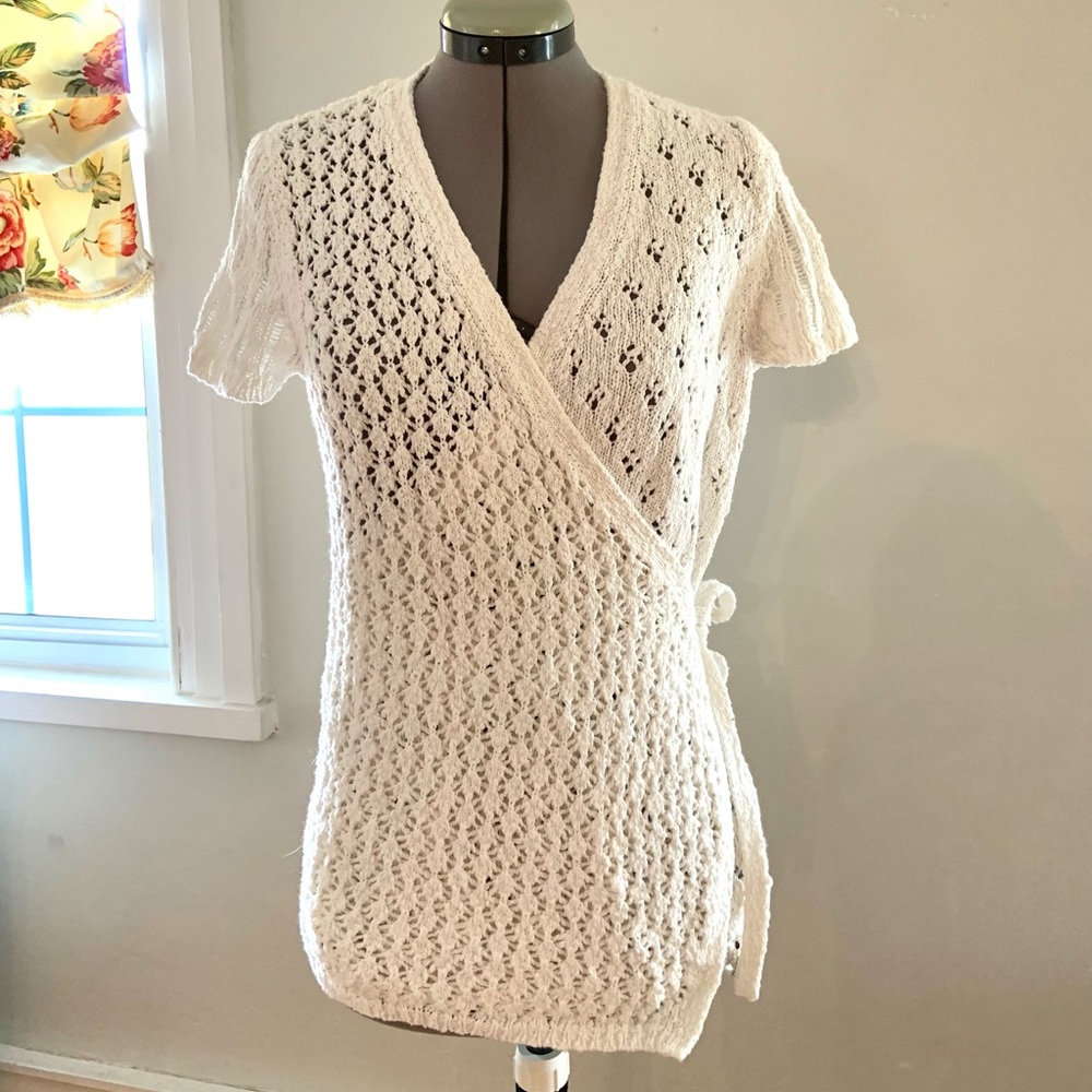 Woolrich knit crochet white wrap sweater with short sleeves